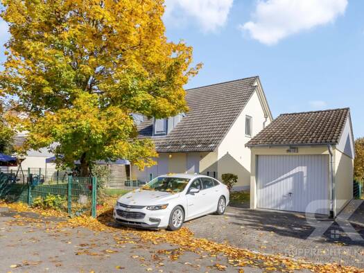 Doppelhaushälfte zum Kauf 219.000 € 4 Zimmer 135 m² 350 m² Grundstück Grafenwöhr Grafenwöhr 92655