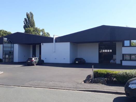 Lagerhalle zur Miete 2.300 m² Lagerfläche teilbar ab 1.100 m² Süd Kassel 34134