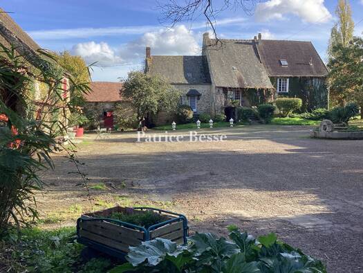 Land-/Forstwirtschaft zum Kauf 360.000 € 17.677 m² Grundstück Fresnay-sur-Sarthe 72130