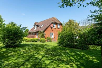 Einfamilienhaus zum Kauf 475.000 € 5 Zimmer 140 m² 1.100 m² Grundstück Deichgrafenweg 1 Pellworm 25849