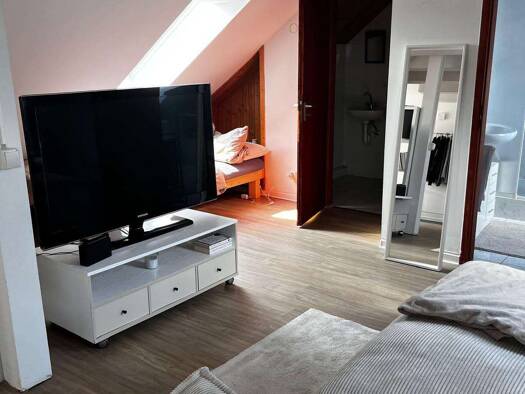 Wohnung zur Miete 600 € 1 Zimmer 45 m² Geschoss 2/3 frei ab 01.03.2026 Falkenheim Nürnberg 90469