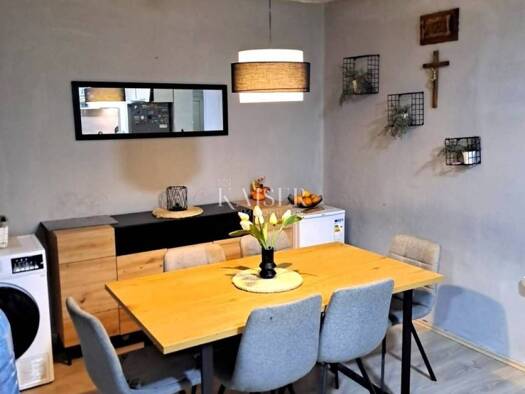 Haus zum Kauf 300.000 € 9 Zimmer 225 m² Zukve, Vrsi Vrsi