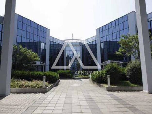 Bürofläche zur Miete provisionsfrei 9 € 1.375 m² Bürofläche teilbar ab 275 m² Ober-Eschbach Bad Homburg vor der Höhe 61352