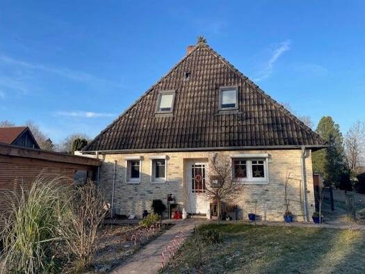 Einfamilienhaus zum Kauf 319.000 € 4,5 Zimmer 90 m² 550 m² Grundstück Klein Rönnau 23795