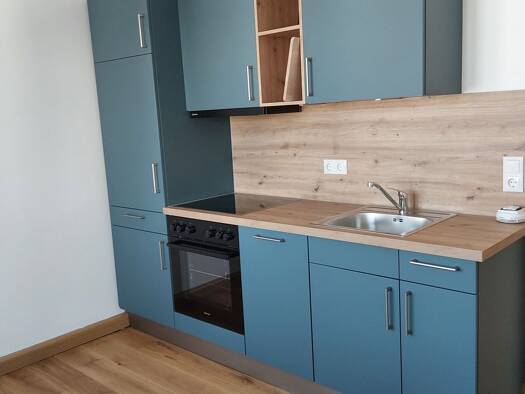Wohnung zur Miete 670 € 1 Zimmer 36 m² Geschoss 4/5 frei ab sofort Gutenbergstraße 8 Grombühl Würzburg 97080