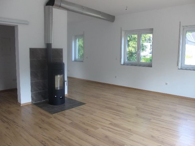 Terrassenwohnung zum Kauf 385.000 € 4 Zimmer 118 m²<br/>Wohnfläche Gladenbach Gladenbach 35075