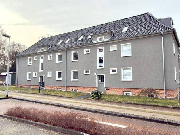 Wohnung zum Kauf 130.000 € 3 Zimmer 52 m² 1. Geschoss Bergen 18528