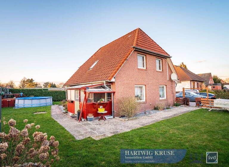Einfamilienhaus zum Kauf 219.000 € 4 Zimmer 102,4 m²<br/>Wohnfläche 791 m²<br/>Grundstück Dornbusch Drochtersen 21706