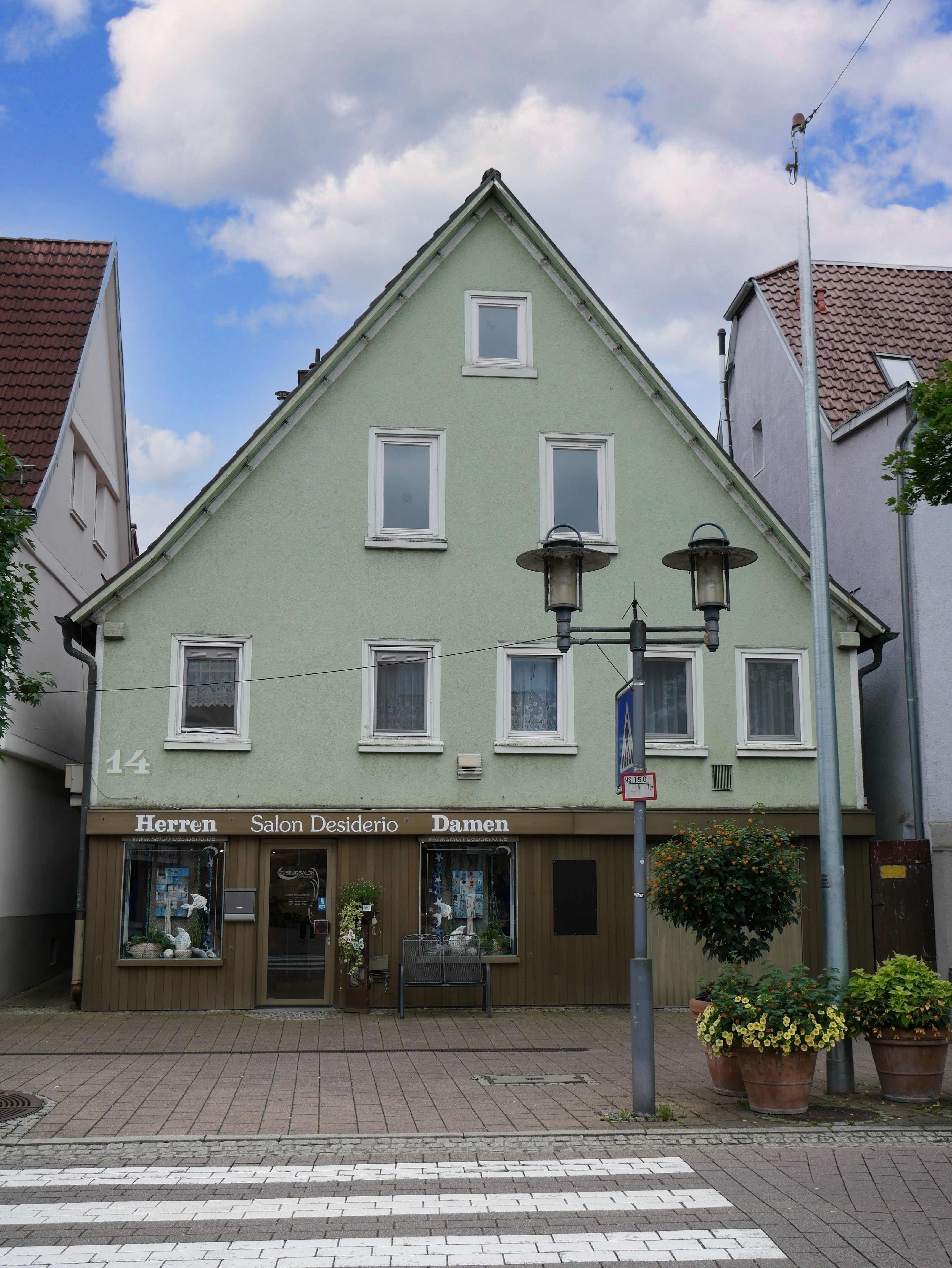 Mehrfamilienhaus zum Kauf 529.000 € 10 Zimmer 195 m²<br/>Wohnfläche 136 m²<br/>Grundstück Ebersbach Ebersbach an der Fils 73061