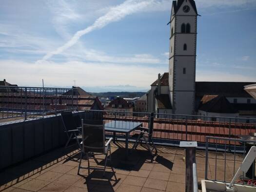 Wohnung zur Miete 820 € 2 Zimmer 77 m² Geschoss 3/4 frei ab sofort Markdorf 88677