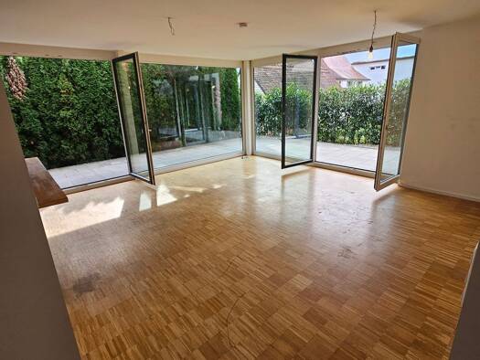 Terrassenwohnung zur Miete 1.400 € 2,5 Zimmer 95 m² Geschoss EG/1 frei ab sofort Königsbau Konstanz 78464