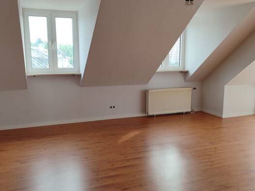 Wohnung zur Miete 357 € 1 Zimmer 42 m² Geschoss 3/3 frei ab 01.09.2025 Innenstadt Wülfrath 42489