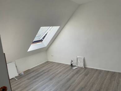 Studio zur Miete 215 € 1 Zimmer 28 m² Geschoss 4/4 frei ab sofort Essen 45144