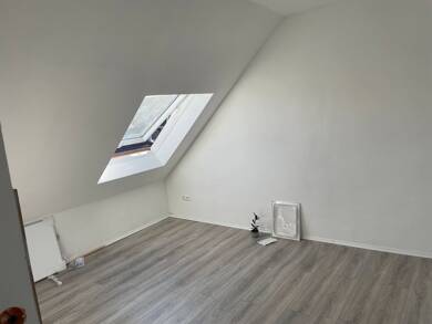 Studio zur Miete 215 € 1 Zimmer 28 m² Geschoss 4/4 frei ab sofort Frohnhausen Essen 45144