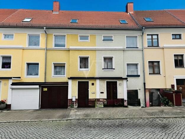 Reihenmittelhaus zum Kauf 119.000 € 4 Zimmer 72 m² 220 m² Grundstück Südstadt Görlitz 02826