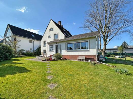 Mehrfamilienhaus zum Kauf 595.000 € 6,5 Zimmer 140 m² 1.272 m² Grundstück Eppendorf Bochum 44869