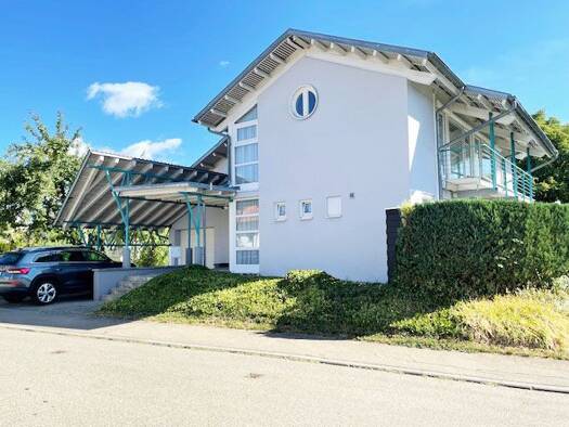 Einfamilienhaus zum Kauf 750.000 € 8 Zimmer 229 m² 619 m² Grundstück Haldenstraße 13 Trossingen Trossingen 78647