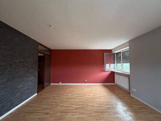 Wohnung zur Miete 830 € 4 Zimmer 102 m² 3. Geschoss frei ab sofort Brandenburger Platz 1 Eschberg Saarbrücken 66121