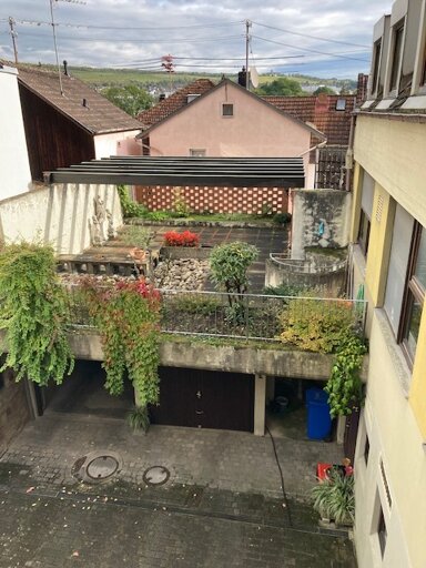 Haus zum Kauf 360.000 € 12 Zimmer 235 m² 465 m² Grundstück Zell a. Main 97299