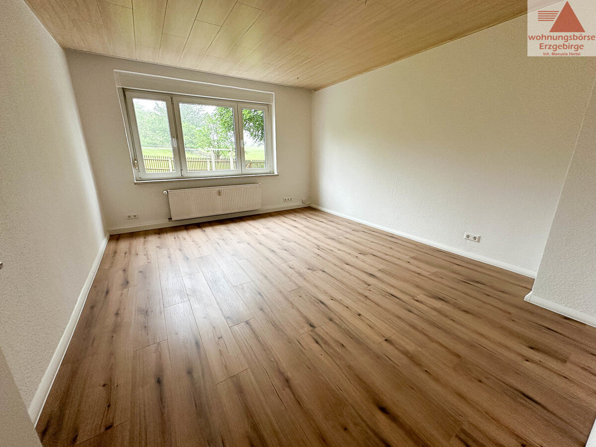 Wohnung zum Kauf 54.000 € 3 Zimmer 57,3 m²<br/>Wohnfläche EG<br/>Geschoss Langenchursdorf Callenberg / Langenchursdorf 09337