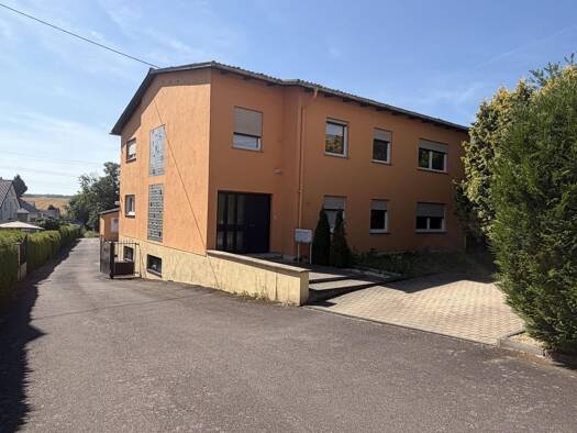 Mehrfamilienhaus zum Kauf 495.000 € 10 Zimmer 314 m² 2.922 m² Grundstück Neuforweiler Saarlouis 66740