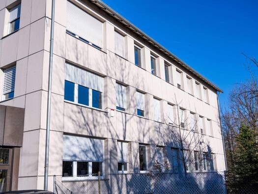 Bürofläche zur Miete 2.500 € 230 m² Bürofläche Stammheim Stuttgart Stammheim 70439