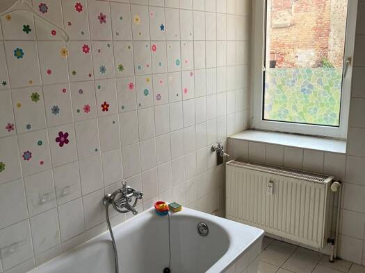 Wohnung zur Miete 265 € 2 Zimmer 53,8 m² frei ab sofort Zangenberg Zeitz 06711