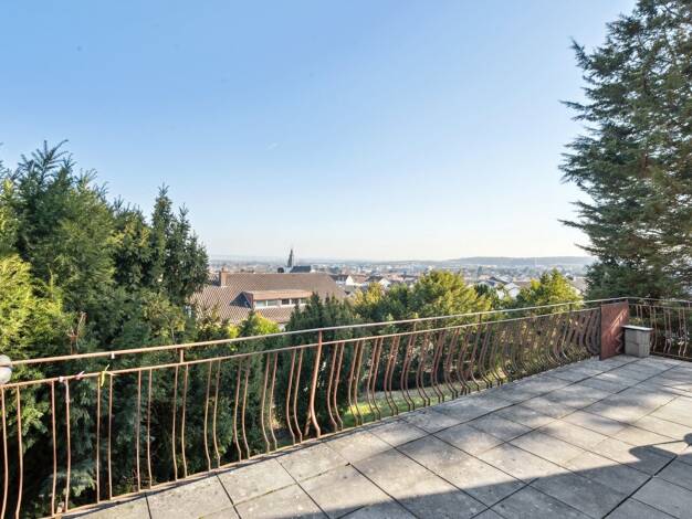 Einfamilienhaus zum Kauf 995.000 € 5 Zimmer 161 m² 1.896 m² Grundstück Ober-Rosbach Rosbach vor der Höhe 61191