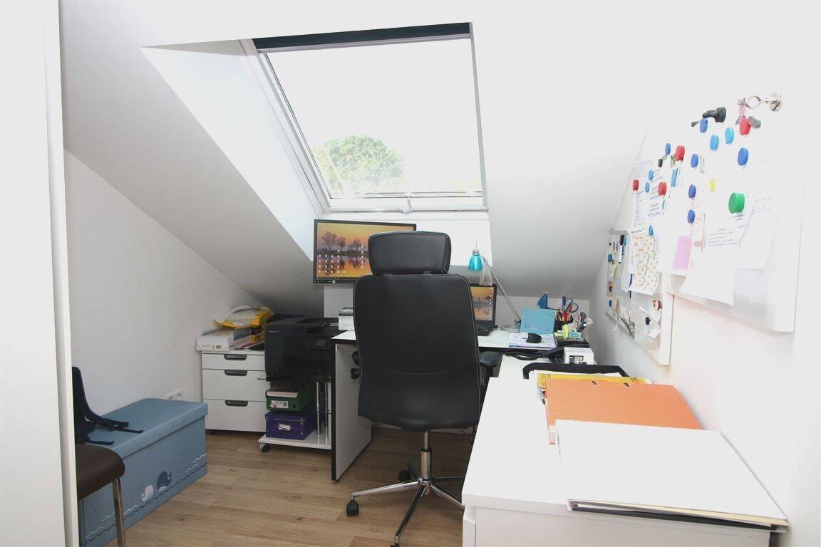 Property thumbnail 12