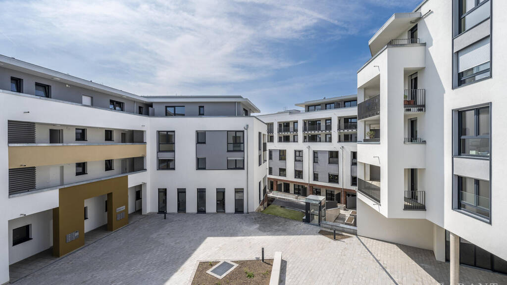 Studio zum Kauf provisionsfrei 299.800 € 1 Zimmer 57 m² 1. Geschoss Waldenbuch 71111