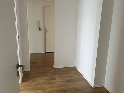 Wohnung zur Miete 785 € 2,5 Zimmer 70 m² frei ab sofort Cronenberg Wuppertal 42349