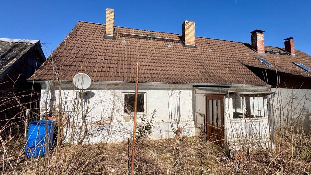 Doppelhaushälfte zum Kauf 25.000 € 80 m² 1.718 m² Grundstück Schönhausen 17337