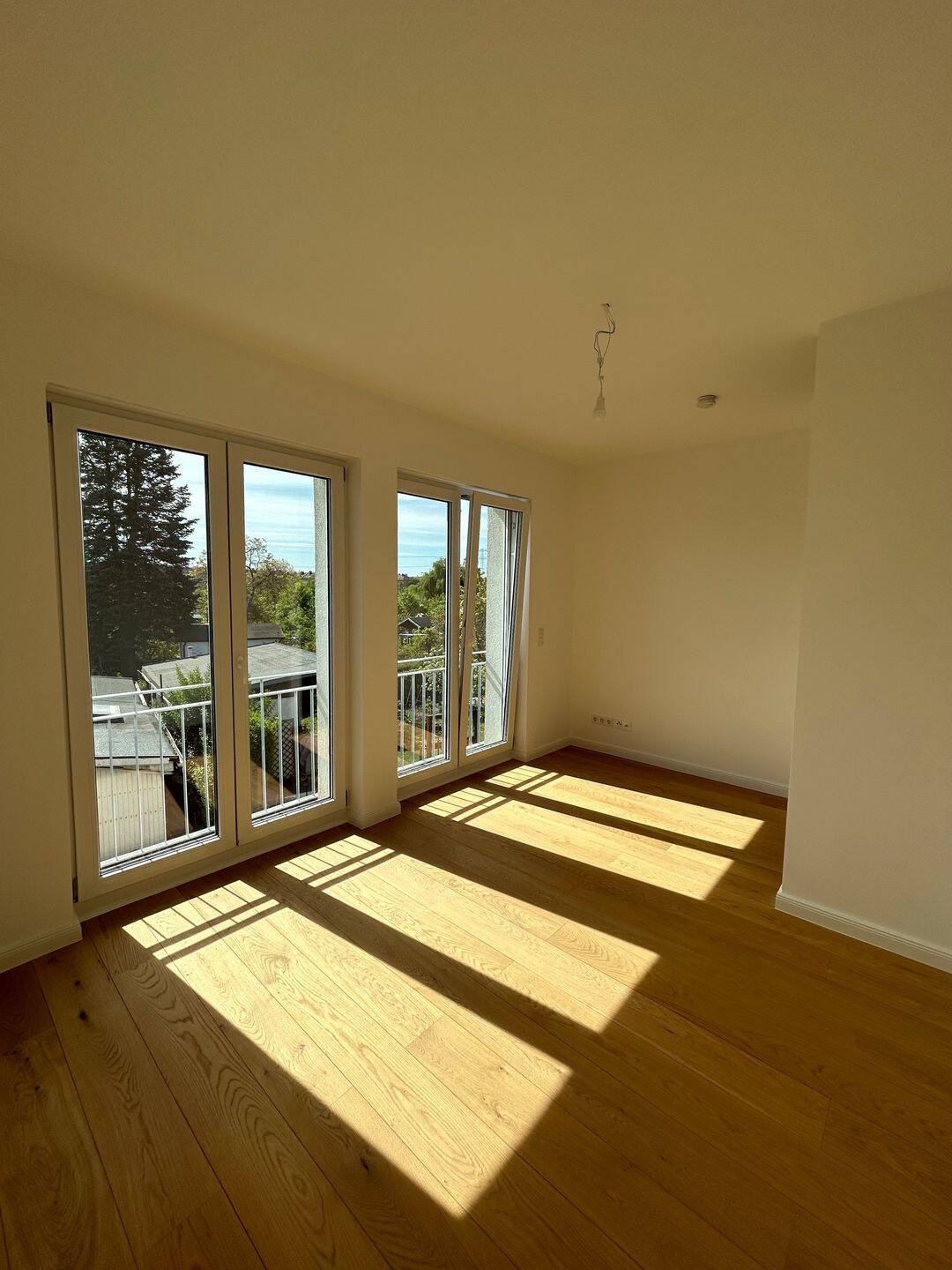 Property thumbnail 11