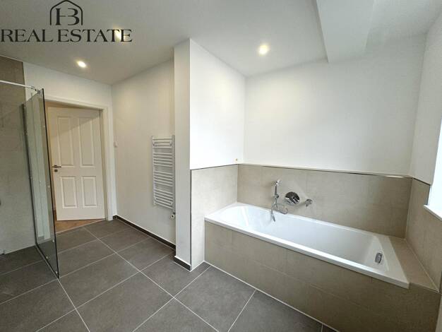 Wohnung zur Miete 993 € 4 Zimmer 104,6 m² 1. Geschoss frei ab 01.06.2025 Alt Salbke 74 Alt Salbke Magdeburg 39122