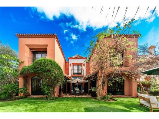 Chalet zur Miete 10.000 € 3 Zimmer 331 m² 1.000 m² Grundstück Marbella 29670