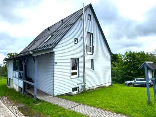 Hotel zum Kauf 299.000 € 9 Zimmer 15 Betten 687 m² Grundstück Forsthausstraße 13 Masserberg Masserberg 98666