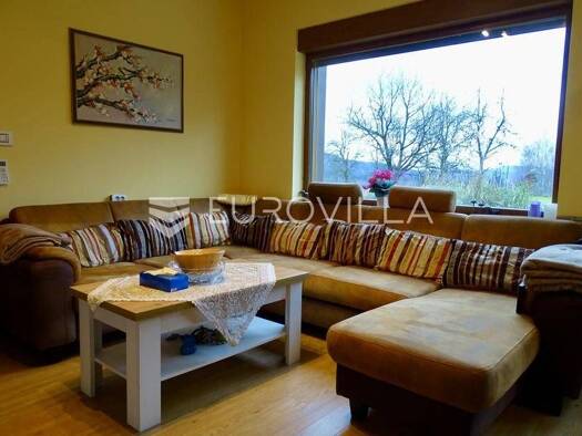 Haus zum Kauf 650.000 € 4 Zimmer 450 m² Novi Lazi Brod Moravice 51312