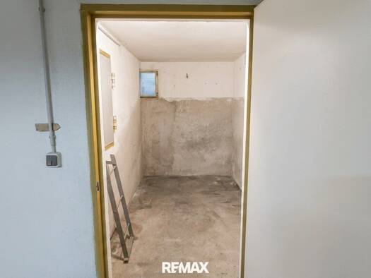 Immobilie in Bad Bleiberg - Haus zum Kauf - Bad Bleiberg - 179.000 € - 6 Zimmer, 136 m², 1.119 m² Grundstück - Bild 2
