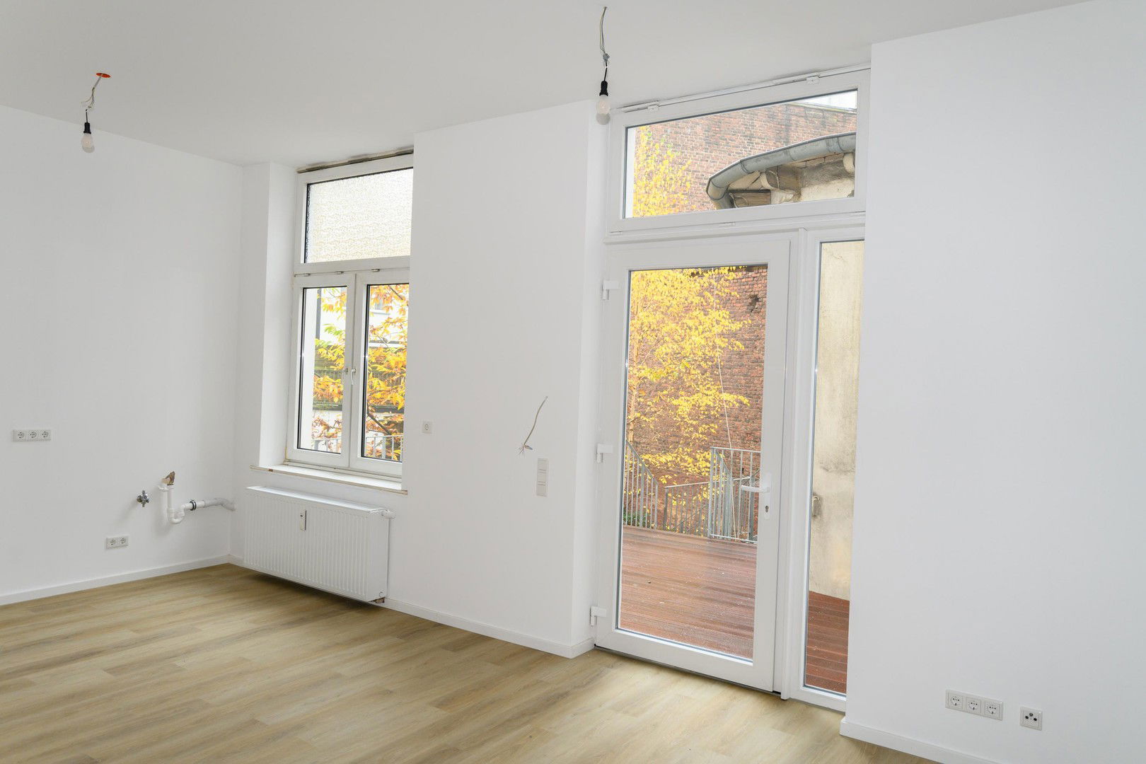 Terrassenwohnung zur Miete 1.600 € 5 Zimmer 120,1 m²<br/>Wohnfläche 1.<br/>Geschoss 01.03.2025<br/>Verfügbarkeit Kölnerstraße 69 Solingen - Innenstadt Solingen 42651