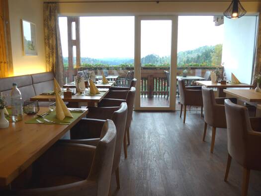 Hotel zum Kauf provisionsfrei 3.890.000 € Pocking 94060