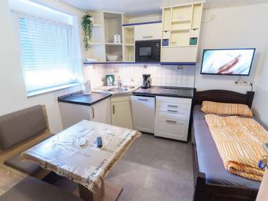 WG-Zimmer zur Miete Wohnen auf Zeit 630 € 10 m² frei ab sofort Anne-Frank-Str. 0 Bonlanden Filderstadt - Bonlanden 70794