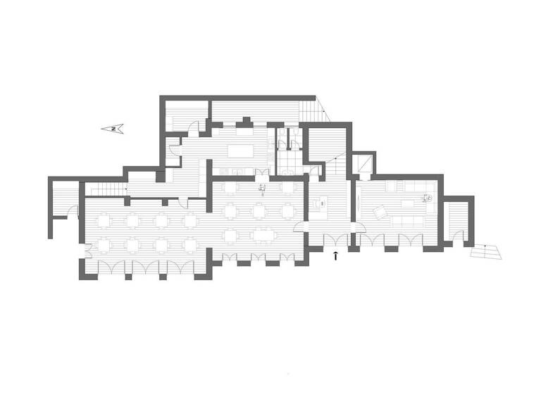 Hotel zum Kauf 2.450.000 € 41 Betten 267 m² Gastrofläche 6.750 m² Grundstück via Pai di Sotto Torri Del Benaco 37010