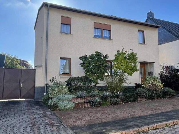 Einfamilienhaus zum Kauf 94.000 € 4 Zimmer 110 m² 286 m² Grundstück Könnern 06420