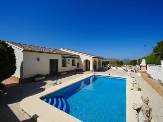 Villa zum Kauf provisionsfrei 399.950 € 4 Zimmer 155 m² 644 m² Grundstück Orba 03795