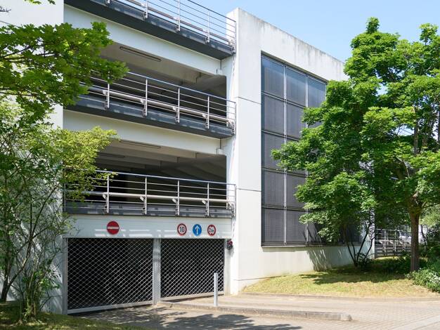 Garage zur Miete Landsberger Straße 266 Berlin 12623