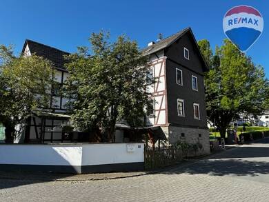 Einfamilienhaus zum Kauf 220.000 € 7 Zimmer 153 m² 744 m² Grundstück Elkerhausen Weinbach 35796