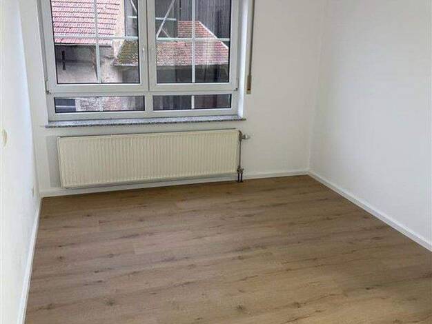 Wohnung zur Miete 1.050 € 3 Zimmer 88 m² 1. Geschoss Hauptstraße 32 Gauangelloch Leimen-Gauangelloch 69181
