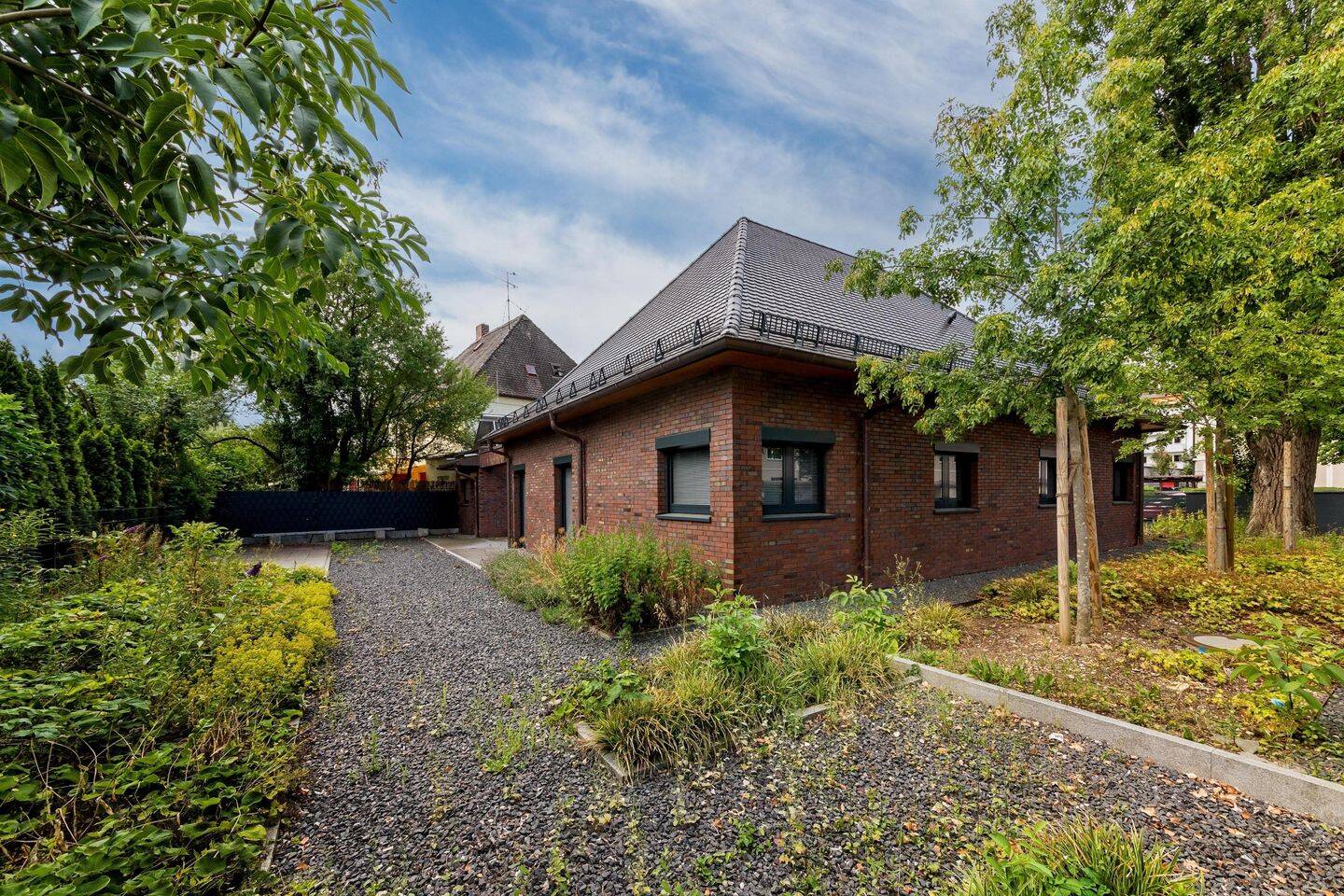 Einfamilienhaus zum Kauf - Widok 2