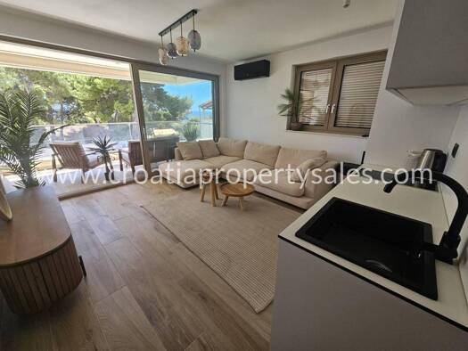 Wohnung zum Kauf 275.000 € 1 Zimmer 49 m² Hvar 21450