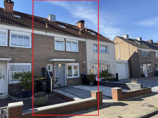 Reihenmittelhaus zum Kauf 179.000 € 3 Zimmer 74 m² 141 m² Grundstück frei ab 01.05.2026 Nordhorn 48529